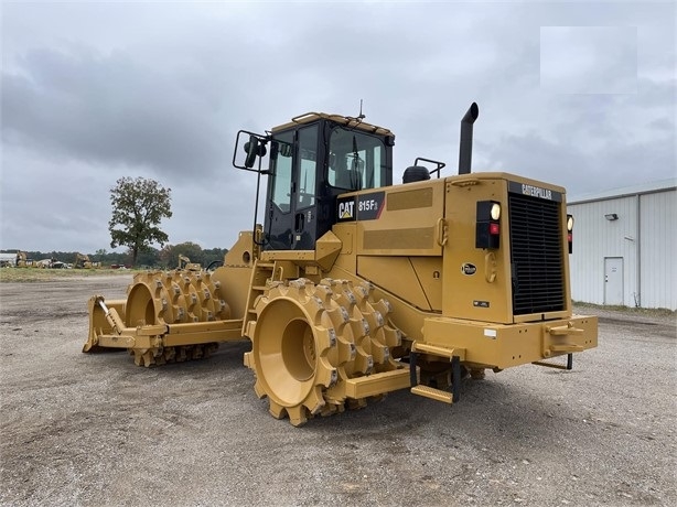 Compactadoras Suelos Y Rellenos Caterpillar 815F en venta Ref.: 1664984795454128 No. 3