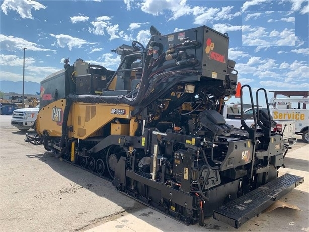Pavers Caterpillar AP-1055F