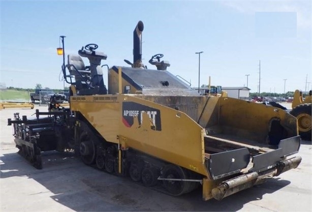 Pavers Caterpillar AP-1055F