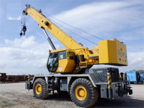 Gruas Grove RT600E