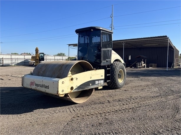 Compactadora Vibratoria Ingersoll-rand SD122D