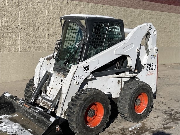 Minicargadores Bobcat S250