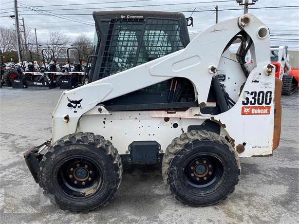 Minicargadores Bobcat S300