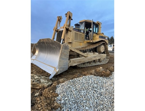 Dozers/tracks Caterpillar D8R