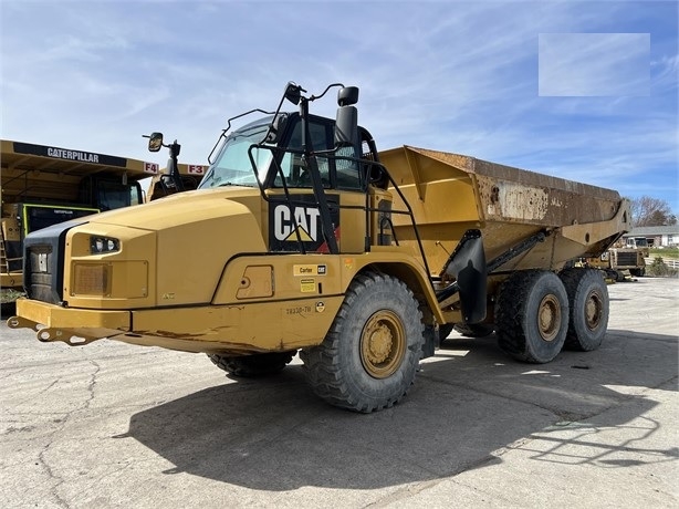 Camiones De Carga Caterpillar 730