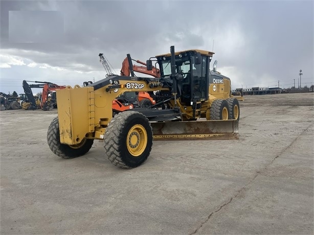 Motoconformadoras DEERE 872G