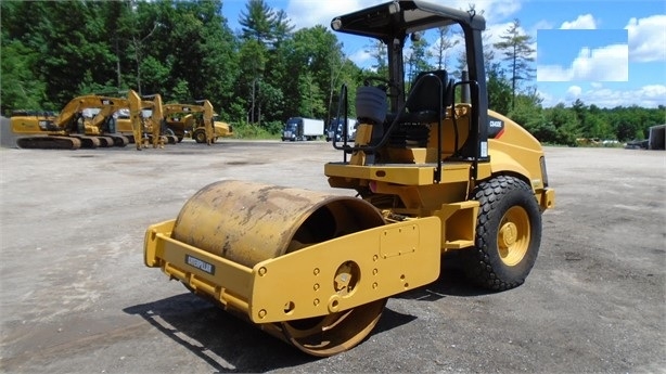 Compactadora Vibratoria CATERPILLAR CS-433C