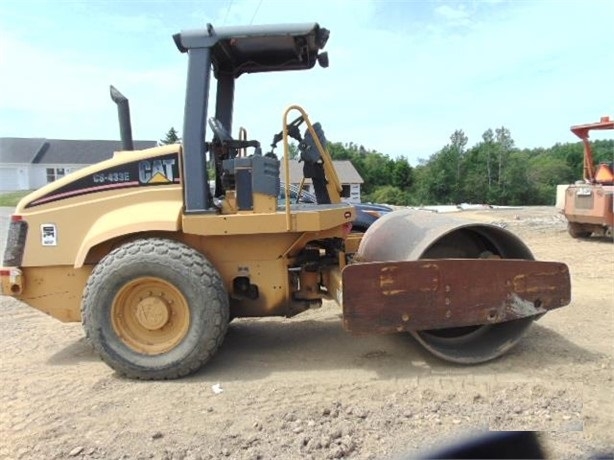 Compactadora Vibratoria Caterpillar CS-433E importada a bajo cost Ref.: 1697825711696710 No. 3