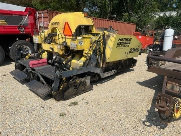 Pavimentadoras Bomag BF814