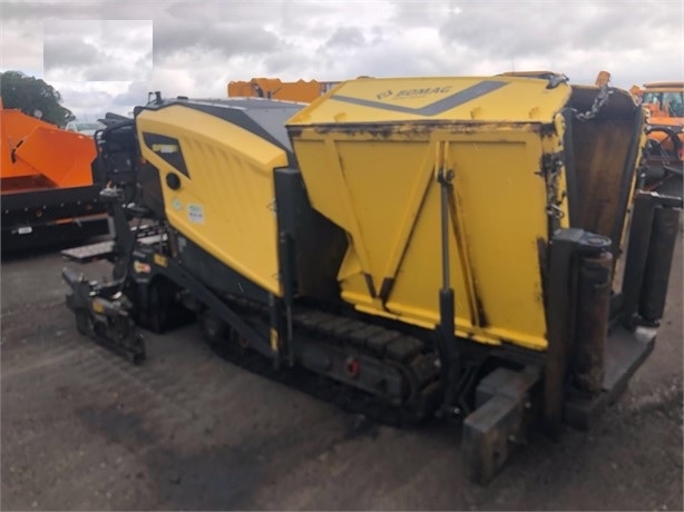 Pavimentadoras Bomag BF200