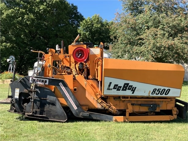 Pavimentadoras LEEBOY 8500