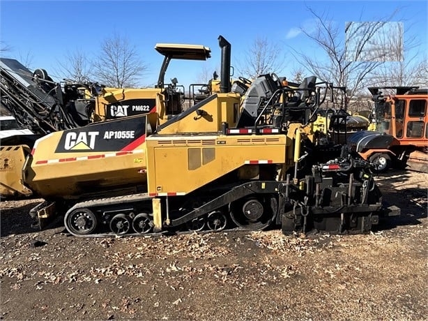 Pavimentadoras CATERPILLAR AP-1055E