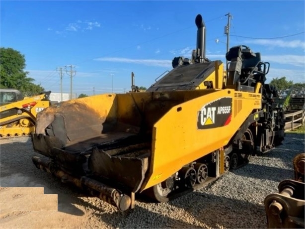 Pavimentadoras Caterpillar AP-655F