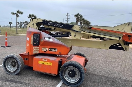 Plataformas Elevadoras Jlg E450AJ