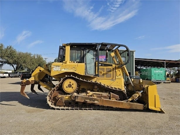 Tractores Sobre Orugas CATERPILLAR D6T