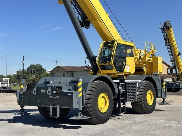 Gruas Grove RT880E