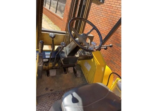 Montacargas Hyster H155XL de bajo costo Ref.: 1715109261729787 No. 3