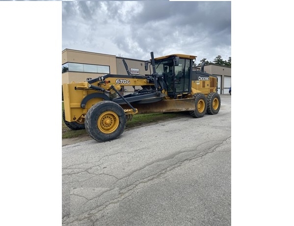 Motoconformadoras Deere 670G