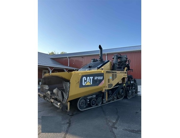 Pavers Caterpillar AP-1055F