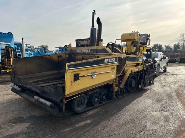 Pavers Caterpillar AP-1055B