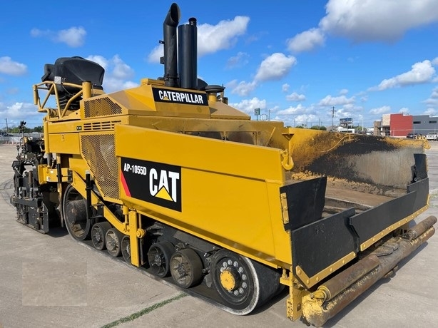 Pavimentadoras Caterpillar AP-1055D