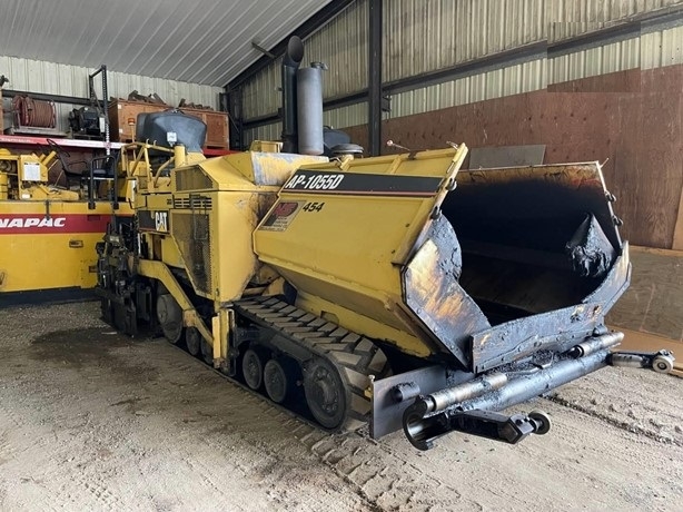Pavimentadoras Caterpillar AP-1055D