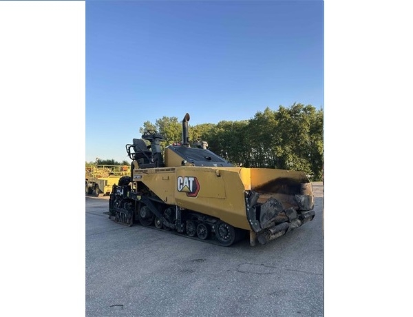Pavimentadoras Caterpillar AP-1055F de medio uso en venta Ref.: 1728942466087865 No. 3