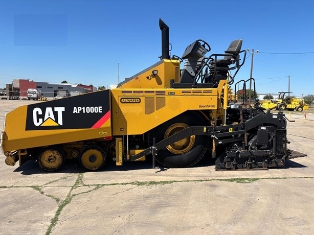 Pavimentadoras Caterpillar AP-1000E