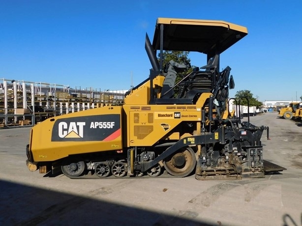 Pavimentadoras Caterpillar AP-555F importada a bajo costo Ref.: 1743531684627337 No. 4