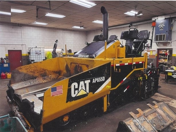 Pavers CATERPILLAR AP-655D