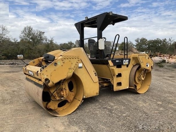 Compactadora Vibratoria Caterpillar CB54 usada Ref.: 1745268098021824 No. 4
