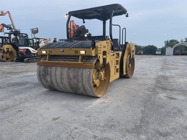 Vibratory Compactors Caterpillar CB66