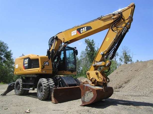 Excavadora Sobre Ruedas CATERPILLAR M318F