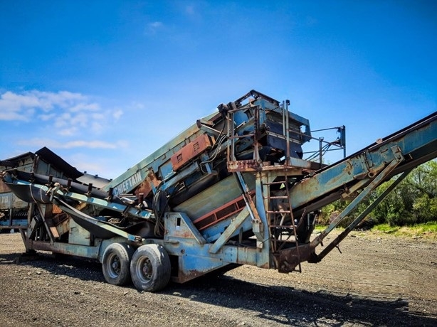 Cribas Powerscreen TURBO CHIEFTAIN 1800 usada a buen precio Ref.: 1748466290757578 No. 2