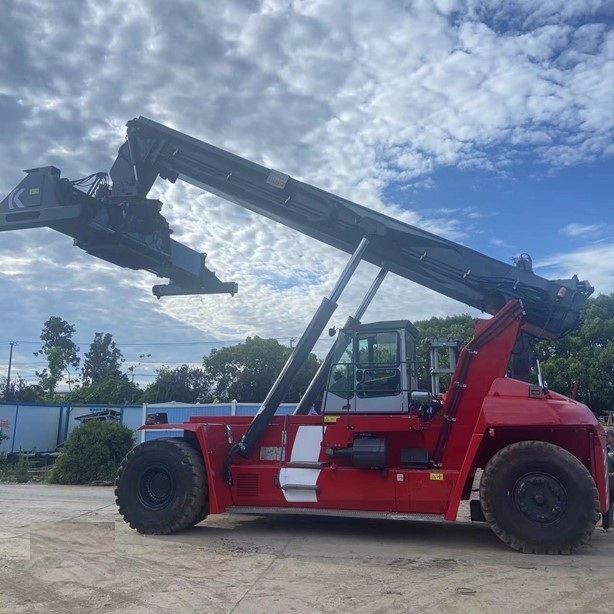 Porta Contenedores Kalmar DRF450-65S5 de importacion a la venta Ref.: 1748967436341808 No. 3