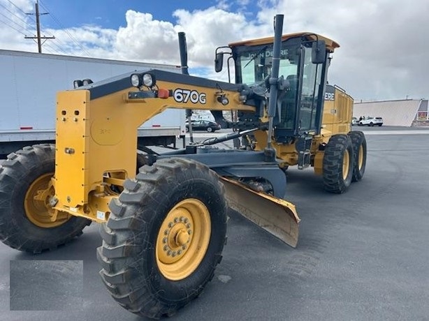 Motoconformadoras Deere 670G usada a la venta Ref.: 1749245636127118 No. 2
