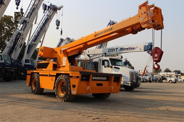 Cranes BRODERSON IC200