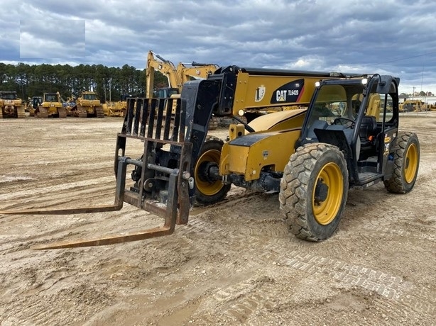 Telehandler CATERPILLAR TL642