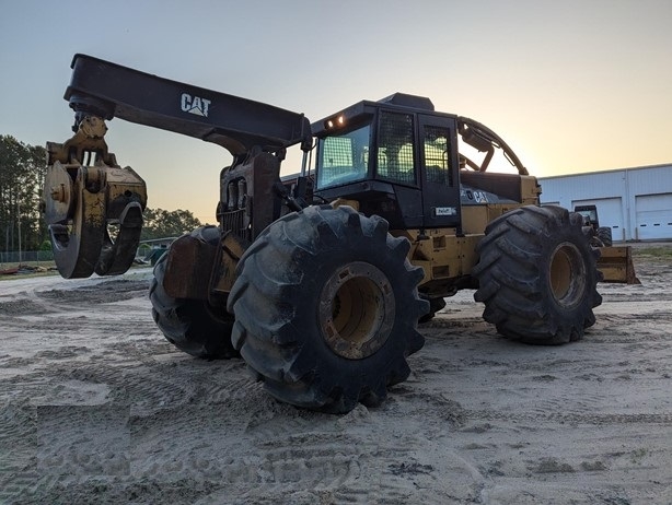 Forestales Maquinas Caterpillar 525C de medio uso en venta Ref.: 1751993814981276 No. 4