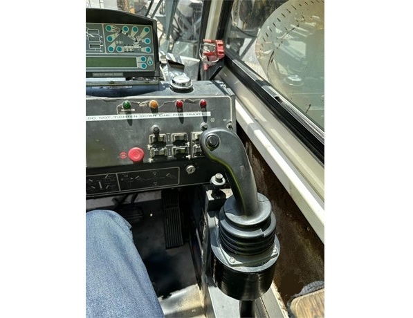 Gruas Terex T340 seminueva en perfecto estado Ref.: 1752342527984359 No. 3