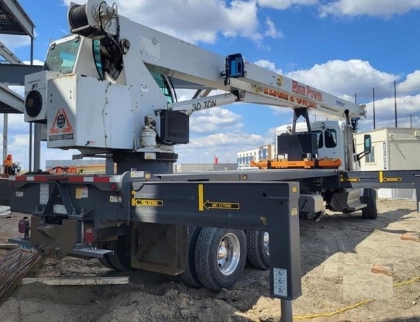 Gruas Manitex 30112 de medio uso en venta Ref.: 1753894526047255 No. 4