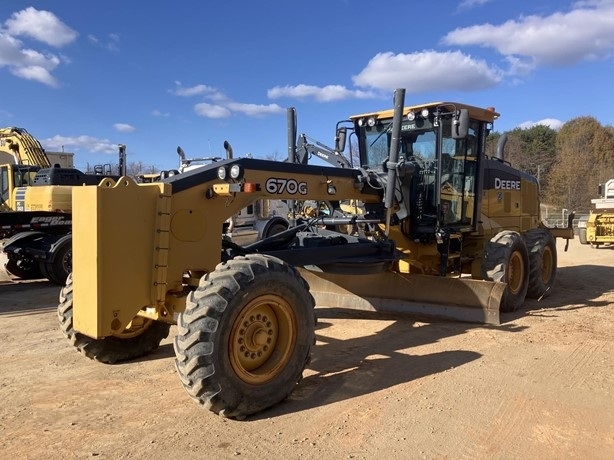 Motor Graders Deere 670G