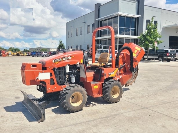 Zanjadora Ditch Witch RT45
