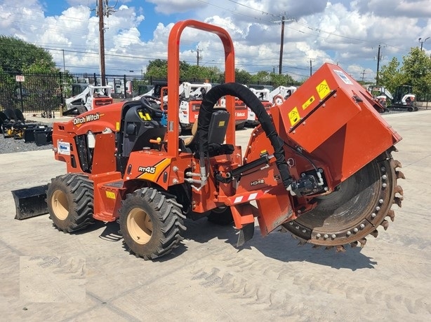 Zanjadora Ditch Witch RT45 seminueva en perfecto estado Ref.: 1756929144656770 No. 2