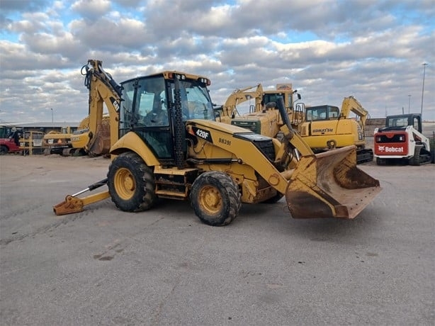 Retroexcavadoras Caterpillar 420F de segunda mano en venta Ref.: 1759346487828938 No. 2