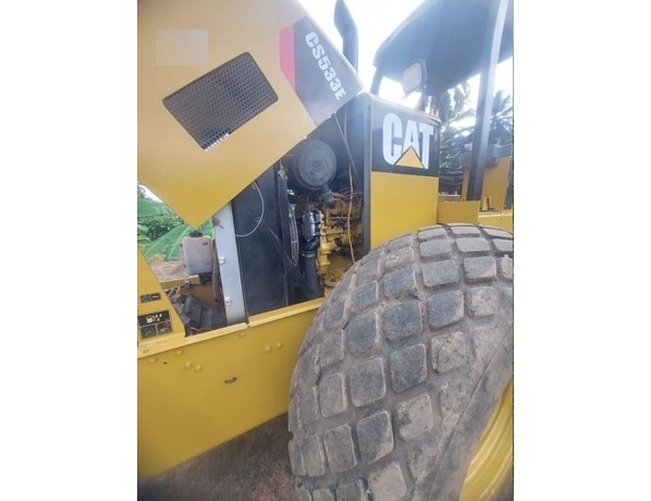 Compactadora Vibratoria Caterpillar CS-533E en buenas condiciones Ref.: 1759944552468247 No. 4