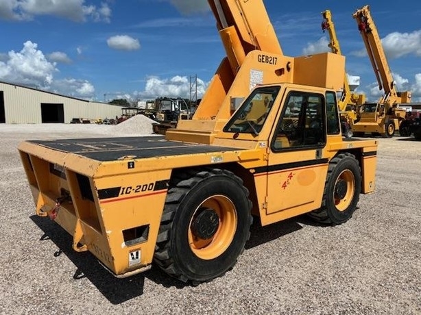 Cranes Broderson IC200