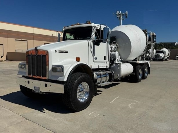 Mezcladoras De Concreto KENWORTH W900