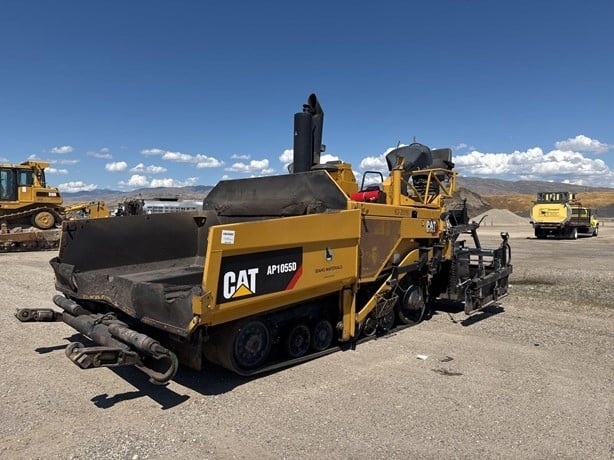 Pavimentadoras CATERPILLAR AP-1055D
