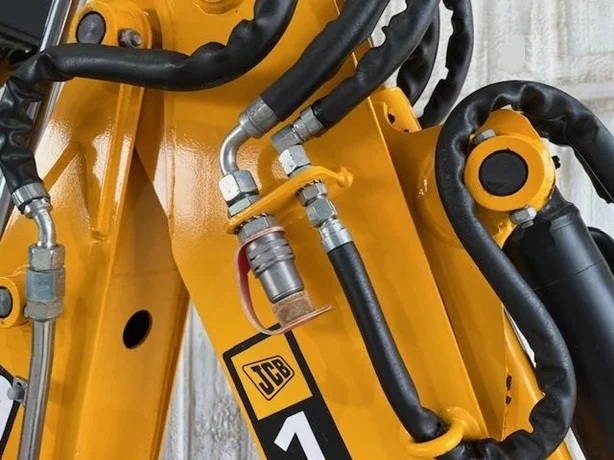 Retroexcavadoras Jcb 1CX de medio uso en venta Ref.: 1762887453761324 No. 4